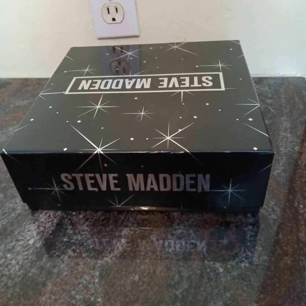 Steve Madden steve madden
